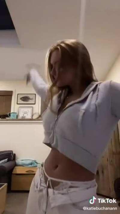 Save the Whales 🐳 🐳 [@katiebuchanann]