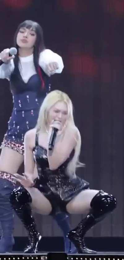 AleXa 🍑 (soloist)