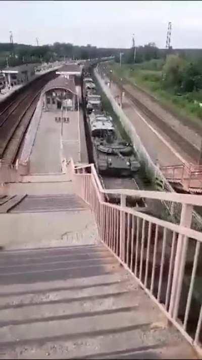 RU PoV : Omsktransmash has finished the modernization of a batch of T-80BVM tanks, en route to Ukraine