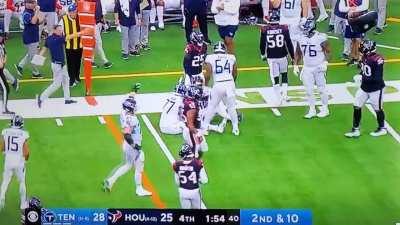 [Highlight] COTY candidate Mike Vrabel smiles as Dontrell Hilliard does exactly what he was coached to do