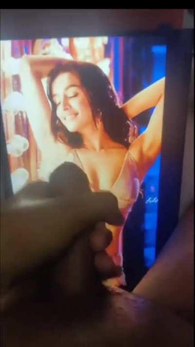 Cumtribute on sex Shraddha Kapoor 