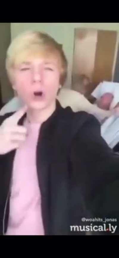 Absolute classic. Kid making a musical.ly in front of his dying grandpa