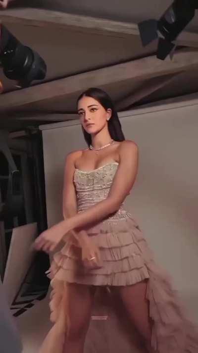 Ananya pandey 