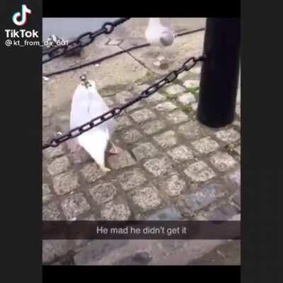 Wanneer iemand die laatste kipnugget voor je neus weg pakt en opeet