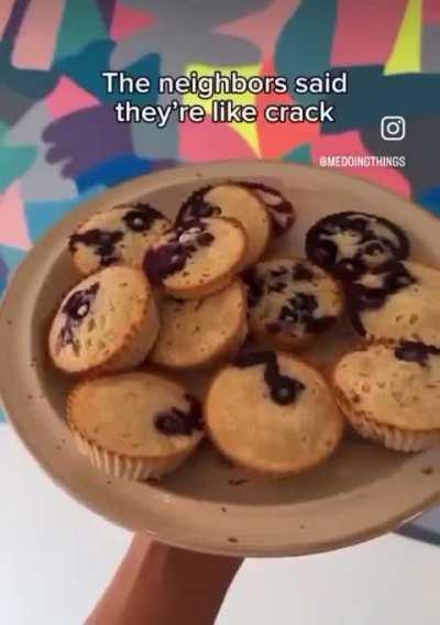 Everybody wants her muffins.