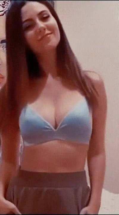 Victoria Justice with a hot & powerful reveal