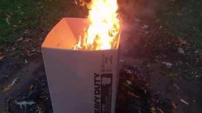 No hate to furries I'm one too