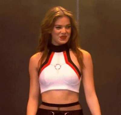 Hailee Steinfeld is incredible