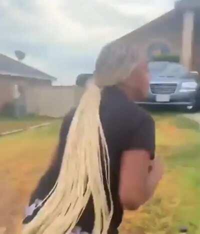 Posting SFW videos I found in NSFW Discord channels Day 106