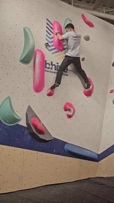 If you look closely I tried to use the side of my head for leverage