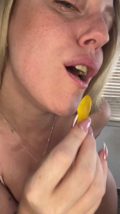 There's no reason to resisting {f}