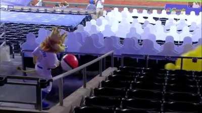 Aww! It appeared to me caught!