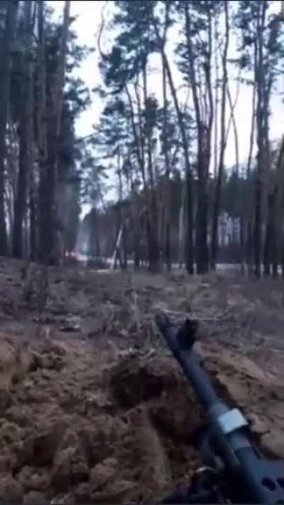Ukrainian Special Forces ambush against a Russian convoy. Location is unclear the M240B is supplied by the US.