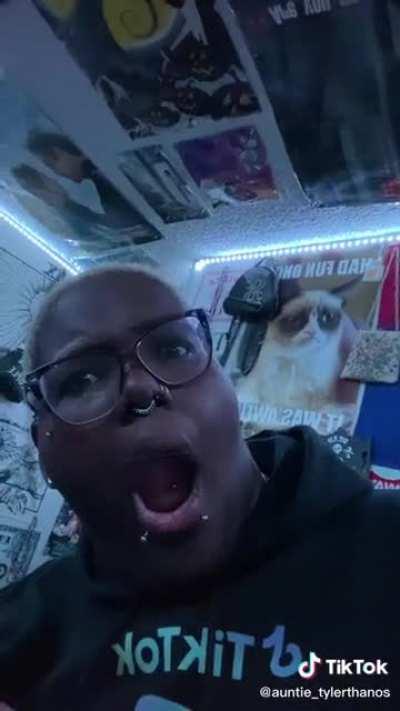 Y’all enjoy your bakers dozen of cringe fromNighthawk 😘