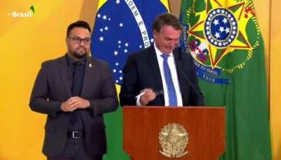 The Planalto, com Jair Scott
