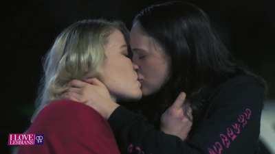 Jillian Geurts & Isabella Pisacane - 