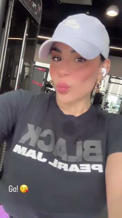 Emme Cavazos (@emme.cavazos)