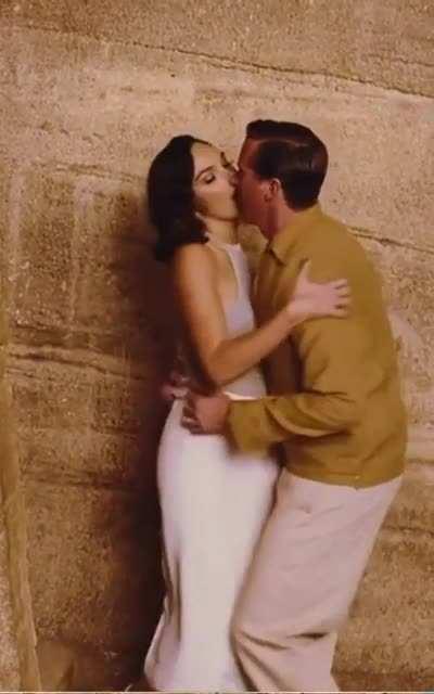 Gal Gadot is such a horny milf