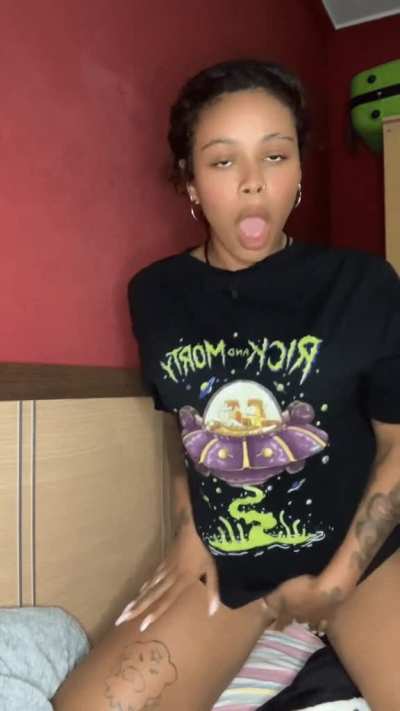 If ur dick is over 4inches and u really like me, pls, write me how old u are