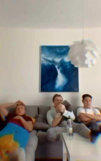 3 types of people who watches horror Movies...