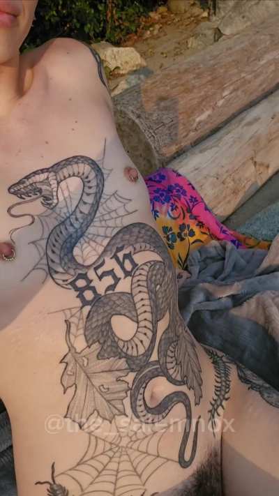 I love posting outdoor content on my fansly :)