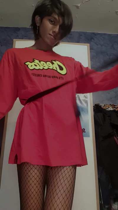 I wish I could grind on someone rn