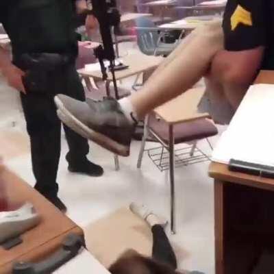 New footage from inside Marjory Stoneman Douglas shooting (room 1213)