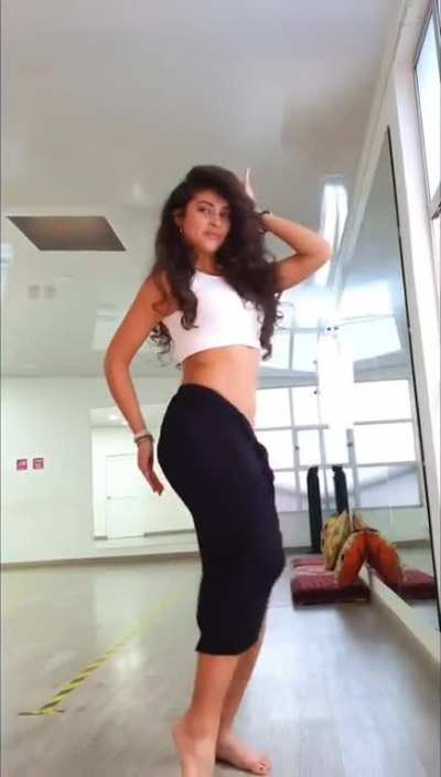 ♡ الأشرار لا يرقصون ..✨️🥁💃🏻