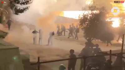 Israeli police storming al-Aqsa mosque