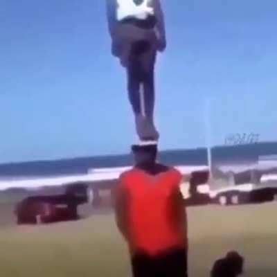 andas en mi cabeza nena a todas horas