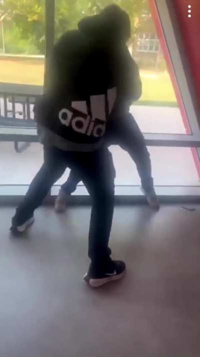 sophomore vs freshmen HD version