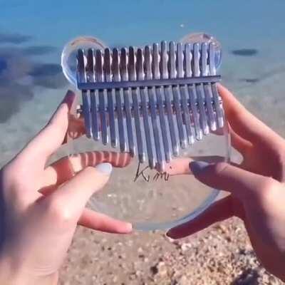 Музыкальная пауза