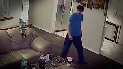 Man Fights Off Armed Home Invader to Protect Fiancé