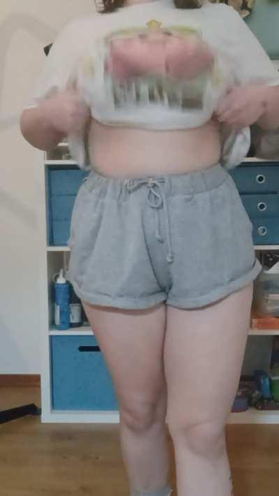 Enjoy my boobs bounce :p