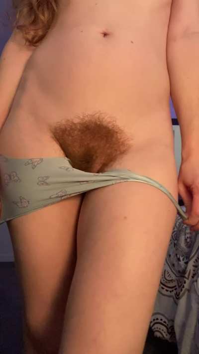 Little cameltoe, big bush