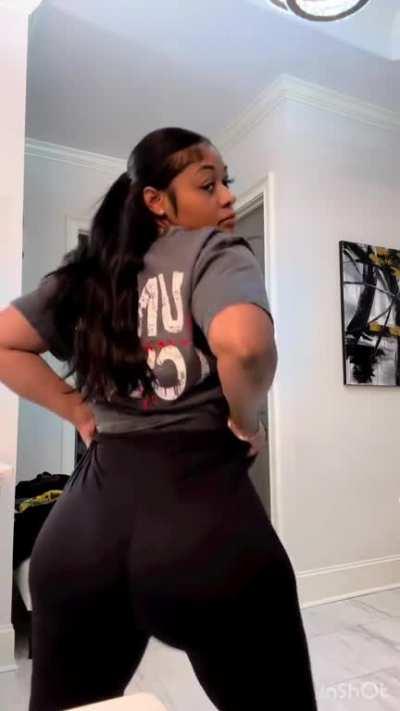 TheGoodGirl (@_theegoodgirl)