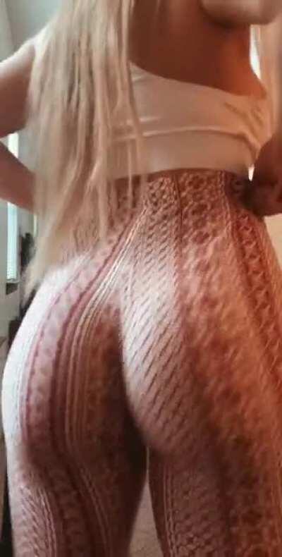 I know it’s not your birthday, but here’s some cake 🎂