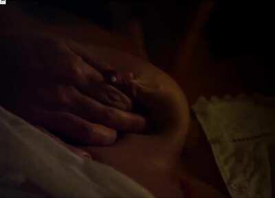 Maggie Gyllenhaal beautiful nipples