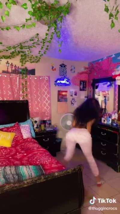 xoxo_sinnn - Video #1719