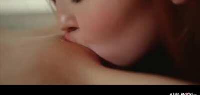 Jia Lissa licking her friend's wet pussy