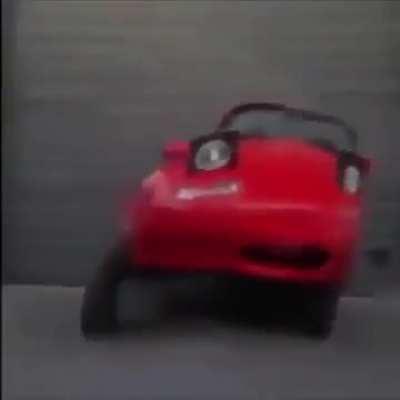 I go in miat concert, miat singing (very sad and emotional)