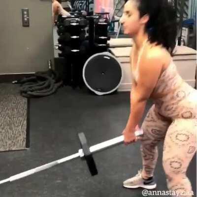 Y'all better like hip cleavage..