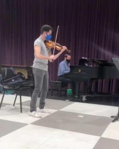 My violin exploded during my dress rehearsal 🤯