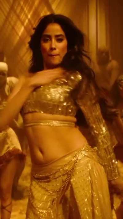 Janhvi Kapoor 🤤🔥💦