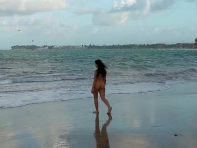 Dared to walk to the water naked