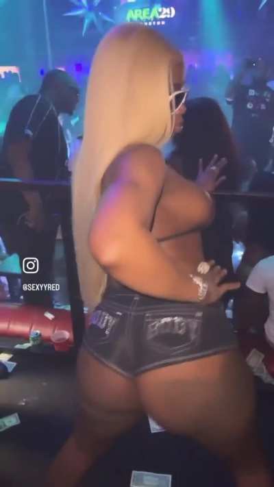 If she didn’t stunk, Sexyy Red would’ve been halfway decent at least.