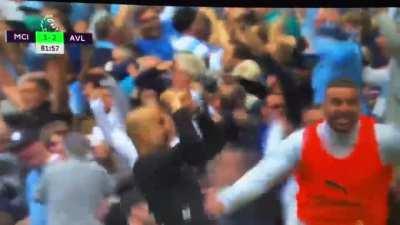Pep Guardiola's reaction to Man City's third goal