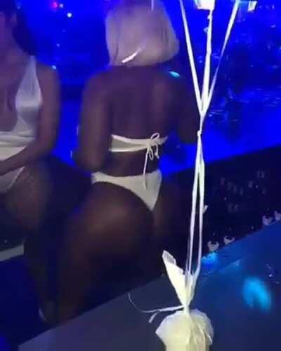 White on black, black on white