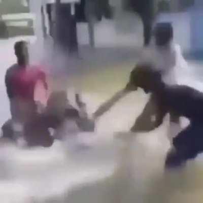 Kkkkkkkkkkkkkkkkkkkkk olha esse final