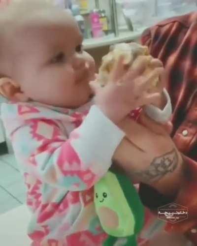 وقتی برای اولین بار بستنی میخوری